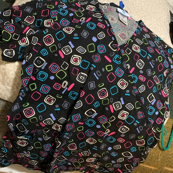 Scrubs - Picture 3 of 3